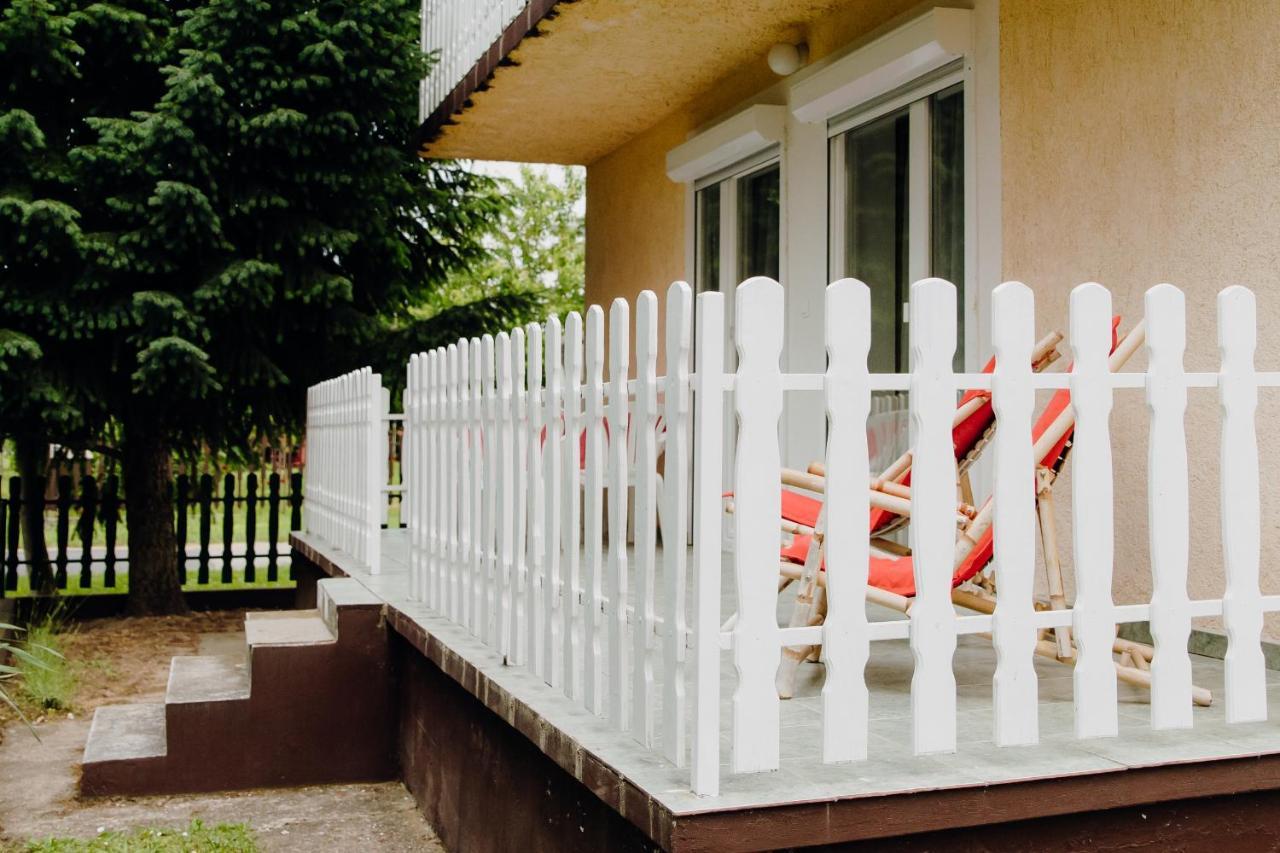Nyírfa Apartman Vonyarcvashegy Exterior foto