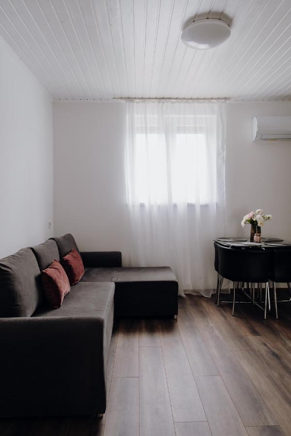 Nyírfa Apartman Vonyarcvashegy Exterior foto